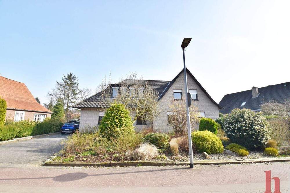 Thumbnail-Großzügige 4-Zimmer-Wohnung mit Garten und Garage in Dinklage