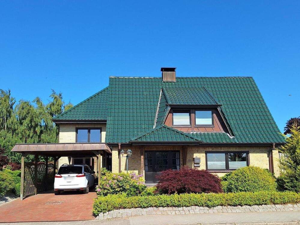 Thumbnail-Schmuckes Einfamilienhaus- ein Blickfang in Norderbrarup