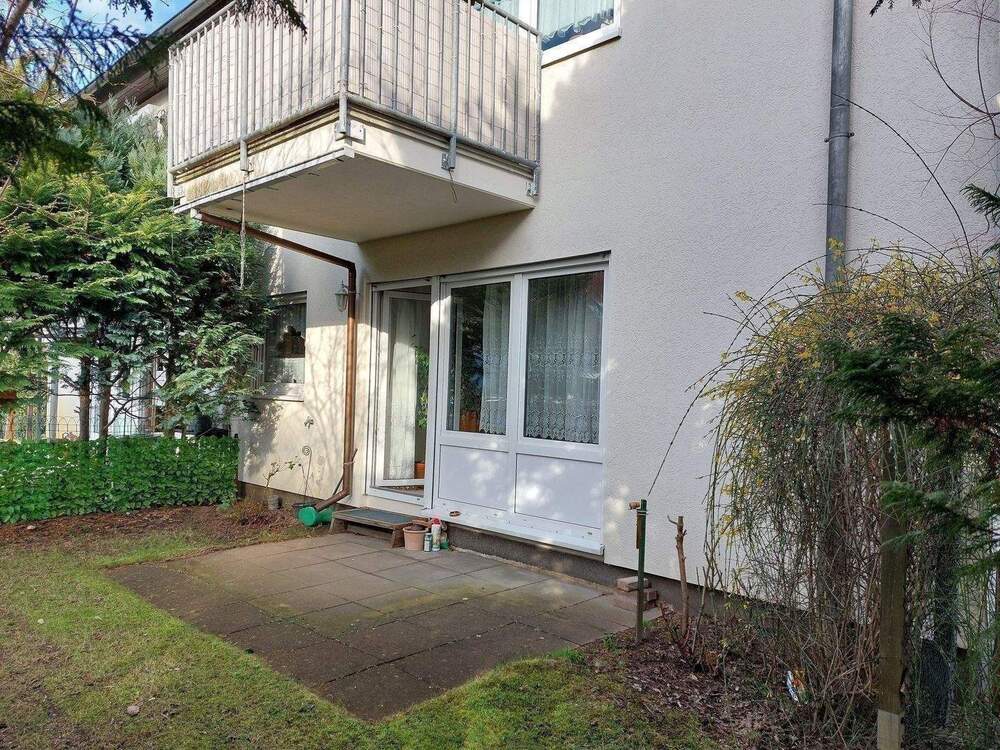 Thumbnail-Schluss mit Miete: Eigenheim 3 Zimmer, Küche, großes Bad, Abstellraum, Terrasse, eingezäunter Garten, Keller, Waschkeller, separate Tiefgarage !