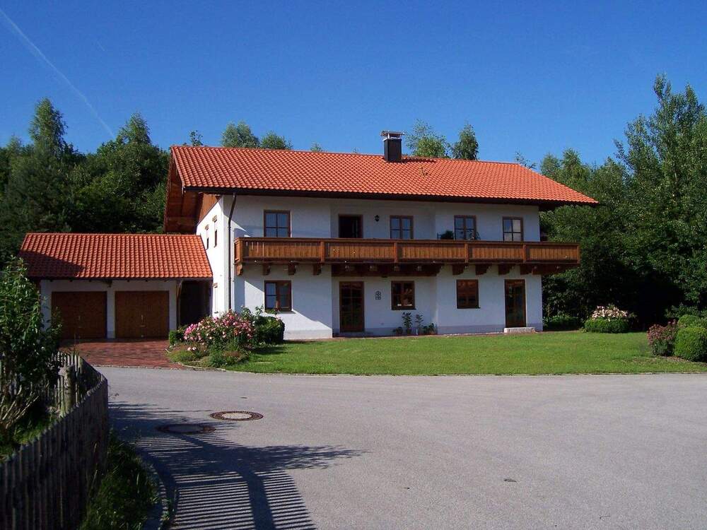 Thumbnail-Ordentliche u. gepflegte Mietwohnung in Gstadt am Chiemsee