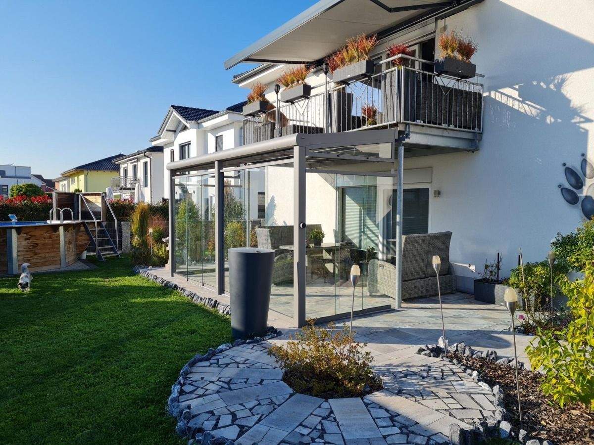 Thumbnail-Das kreative Ein- bis Zweifamilienhaus mit liebevoll angelegtem Garten in Singen zu verkaufen