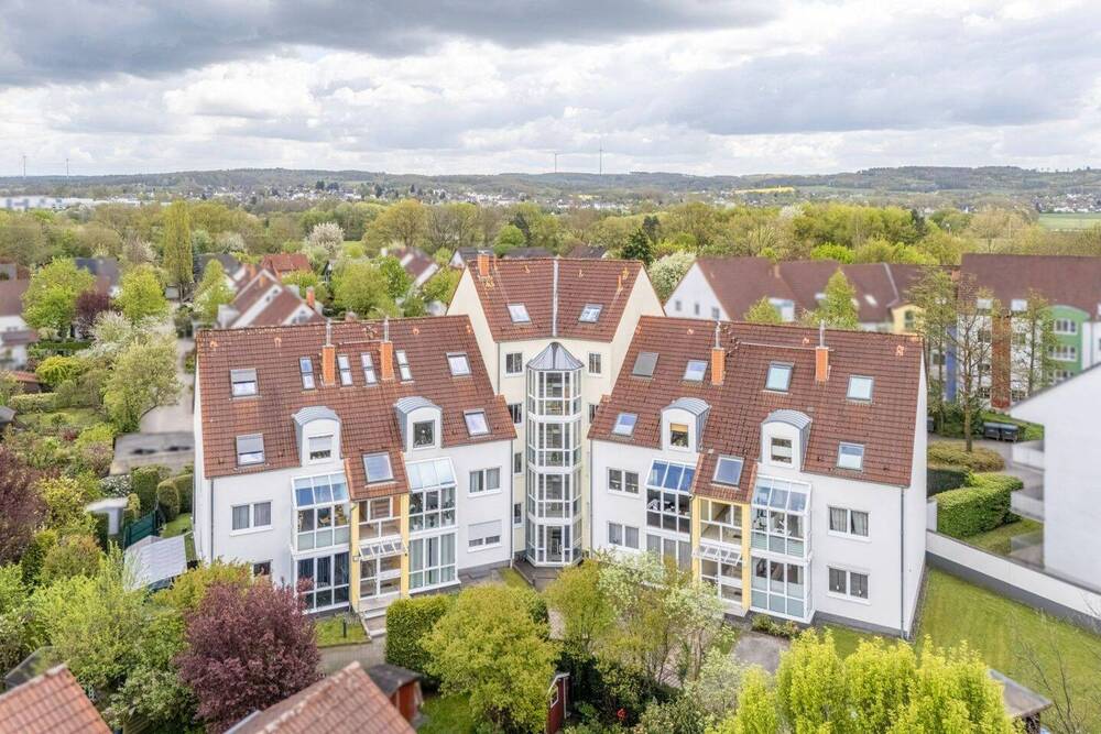 Thumbnail-Lichtdurchflutete Eigentumswohnung in ruhiger Bestlage auf Erbpachtgrundstück