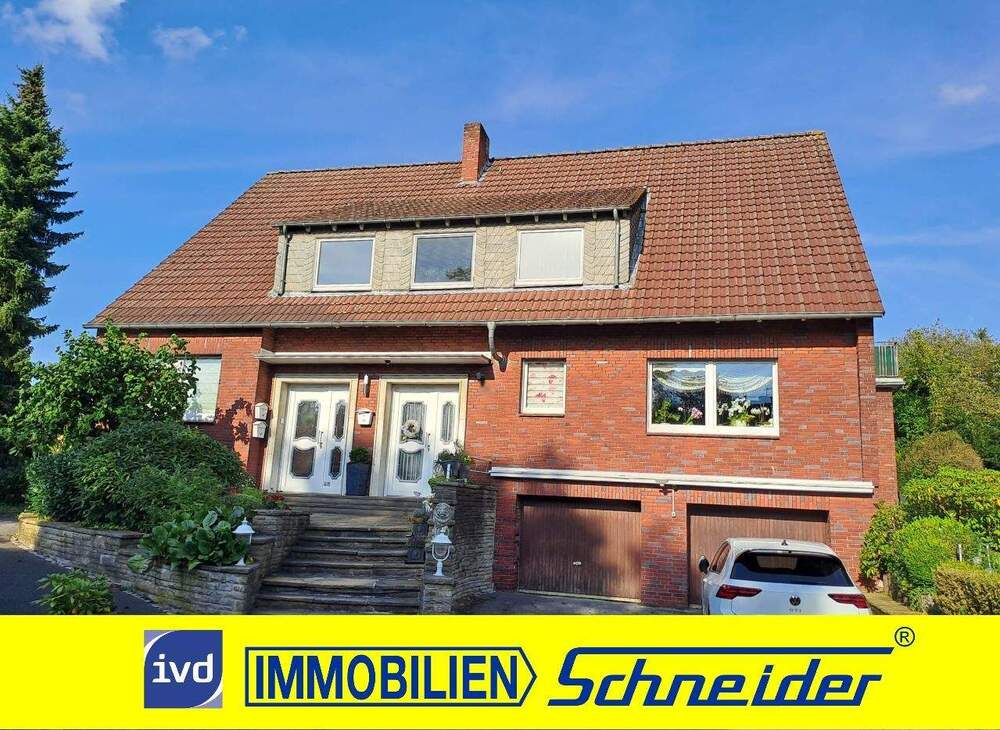 Thumbnail-Zweifamilienhaus in ruhiger Lage und großzügigem Grundstück