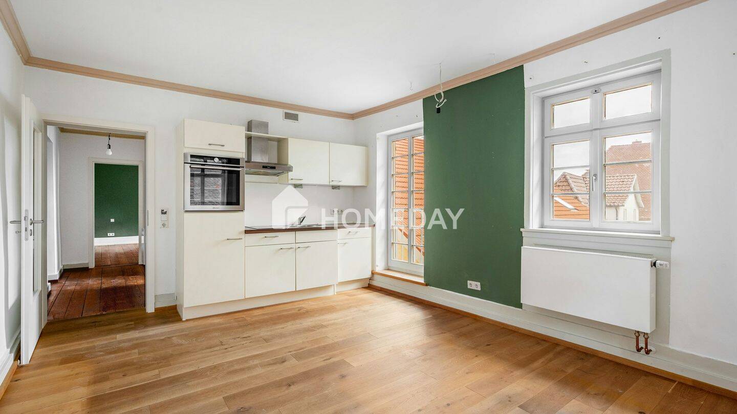 Thumbnail-Altbaucharme am Marktplatz: 2 Zimmer mit Stil und Stellplatz