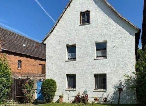 Thumbnail-+++ Großes sanierungsbedürftiges Ein- bzw. Mehrfamilienhaus mit viel Potenzial +++