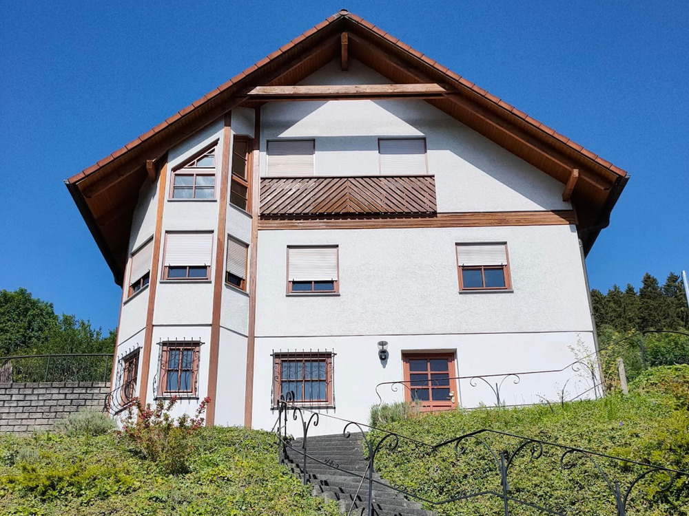 Thumbnail-Einfamilienhaus mit atemberaubendem Bergblick - Leben hoch oben in den Wolken