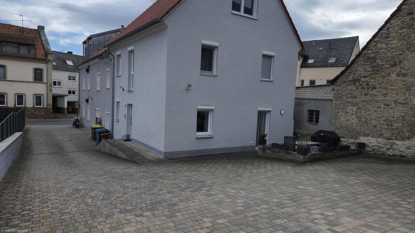 Thumbnail-Kernsaniertes Mehrfamilienhaus (KfW 70)