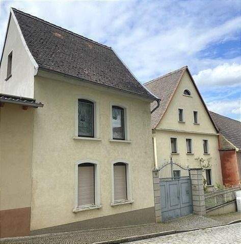 Thumbnail-EFH mit ehem. Autowerkstatt in Bad Bibra