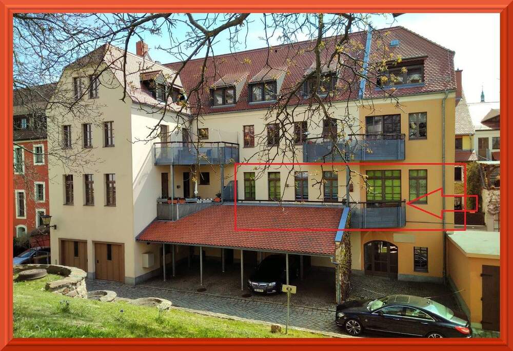 Thumbnail-Wunderschöne 4-Zimmer-Wohnung im 1.OG mit riesigem Balkon und Burgblick! Esszimmer, Gäste-WC. Stellplatz wenn gewünscht.