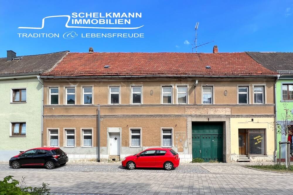 Thumbnail-Wohn- und Geschäftshaus (ehemaliger Gasthof), Bestandteil des Denkmalensembles Buttstädter Altstadt