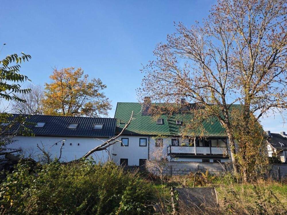 Thumbnail-* 3-Zimmer Dachgeschoss ETW mit Balkon in attraktiver Lage *