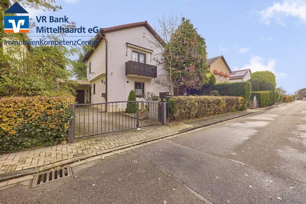 Thumbnail-Freistehendes Einfamilienhaus in begehrter Lage von Ludwigshafen-Friesenheim!