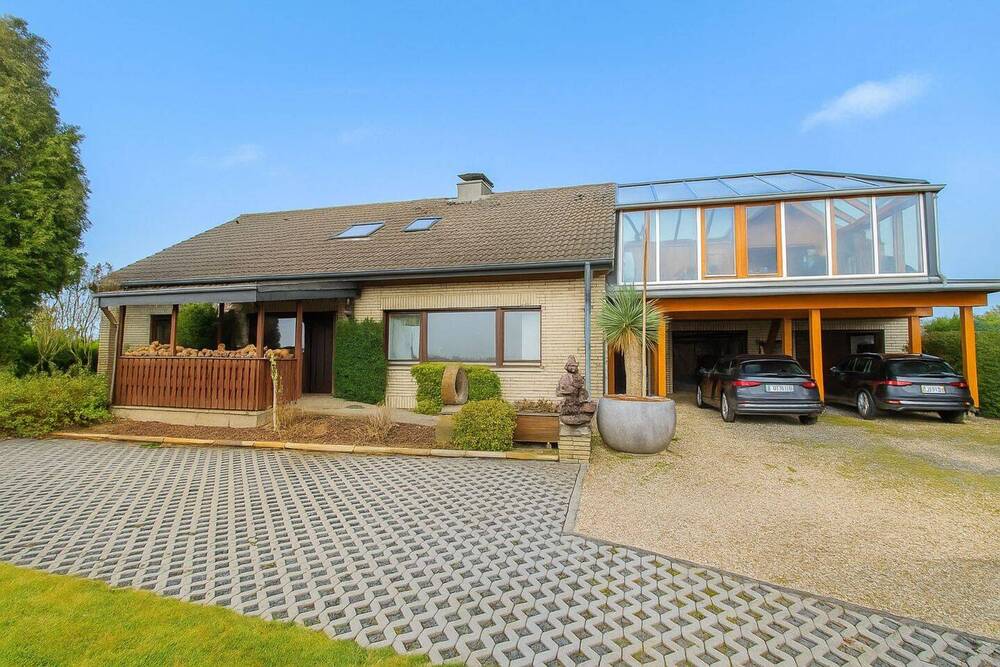 Frontansicht Haus