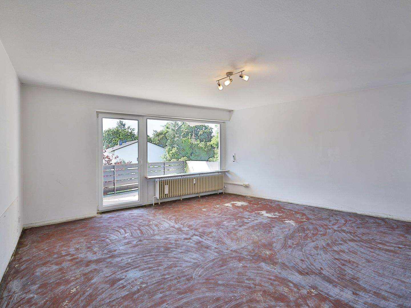 Thumbnail-Großzügige 3,5-Zimmer-Wohnung mit Südbalkon und Waldblick