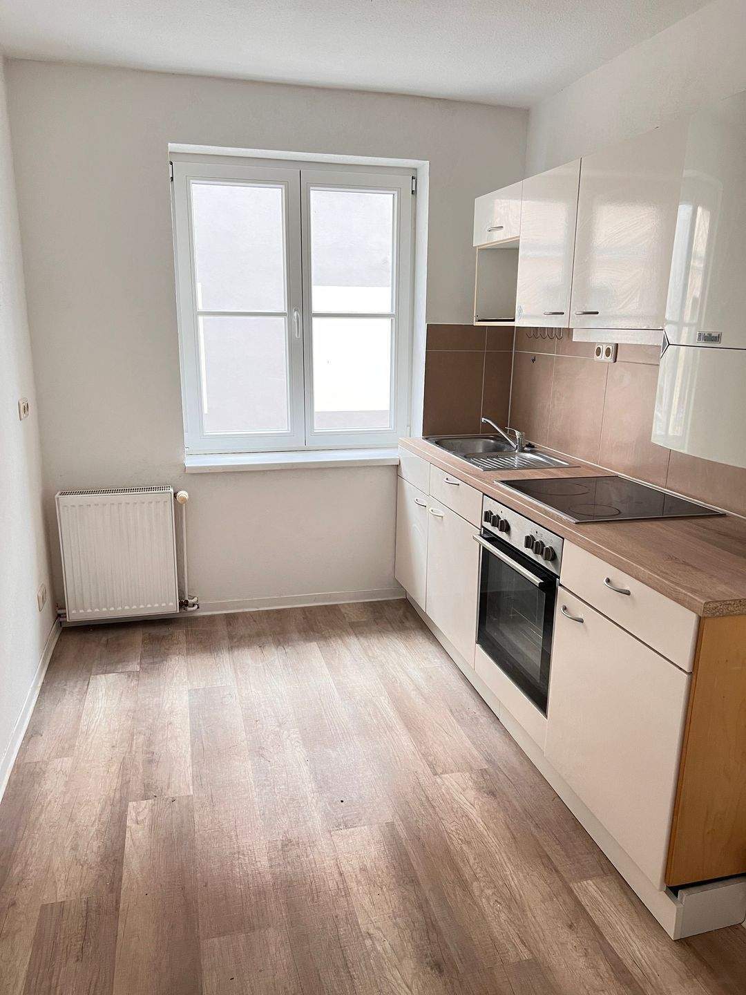 Thumbnail-Kleine 3-Raumwohnung im Zentrum