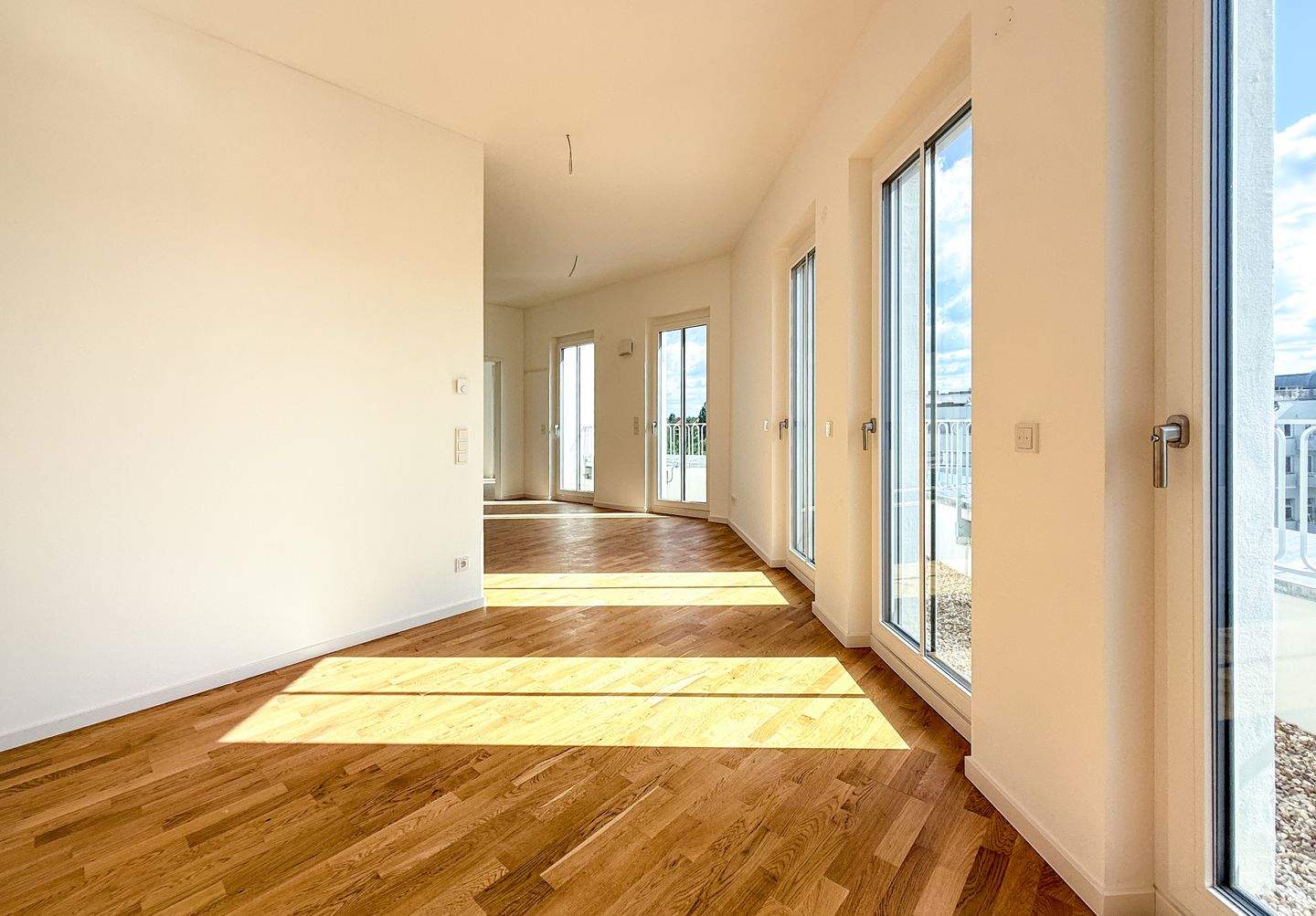 Thumbnail-Geräumige Dachgeschosswohnung nah Schloß Charlottenburg - 2 Zimmer am Mierendorffplatz