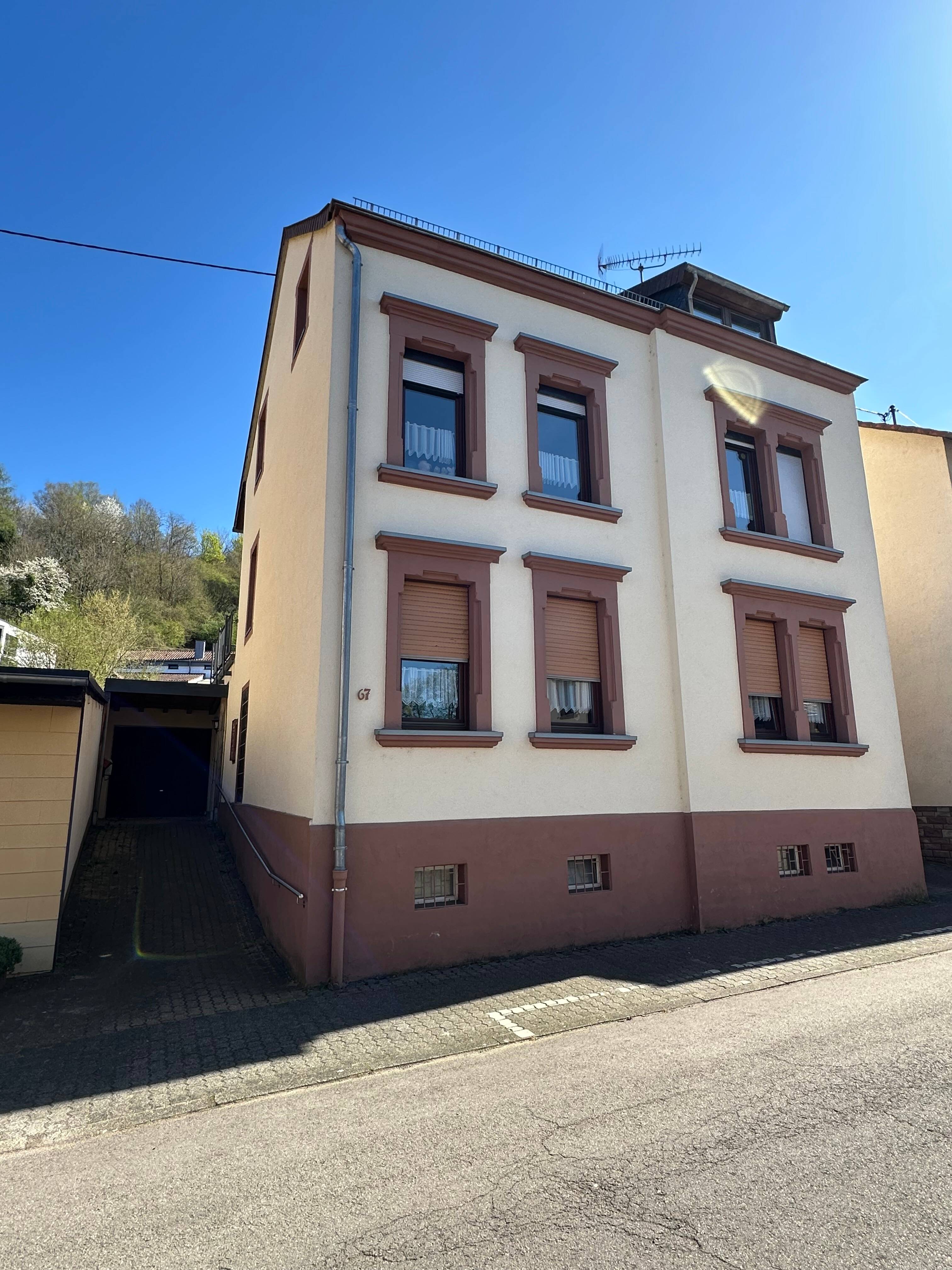 Thumbnail-1-2 Familienhaus in zentraler Lage von Merzig