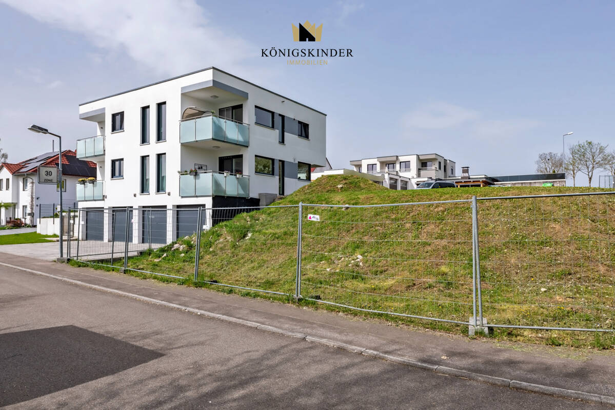 Haus_2_Aussen_und_Bauplatz_DSC4145