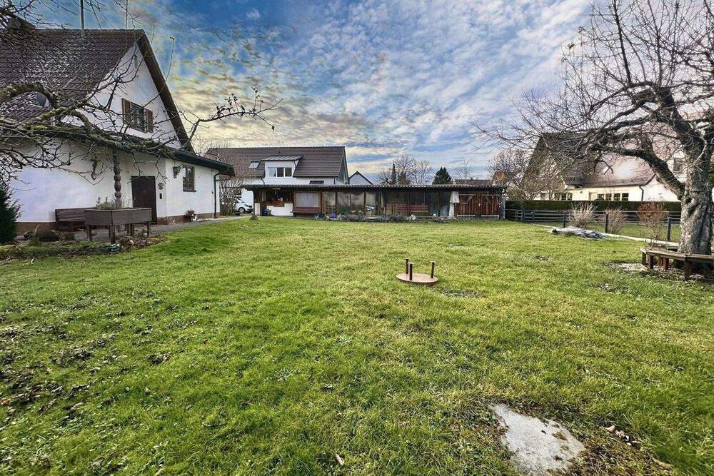 Thumbnail-Großes Grundstück mit Potenzial in Untermeitingen