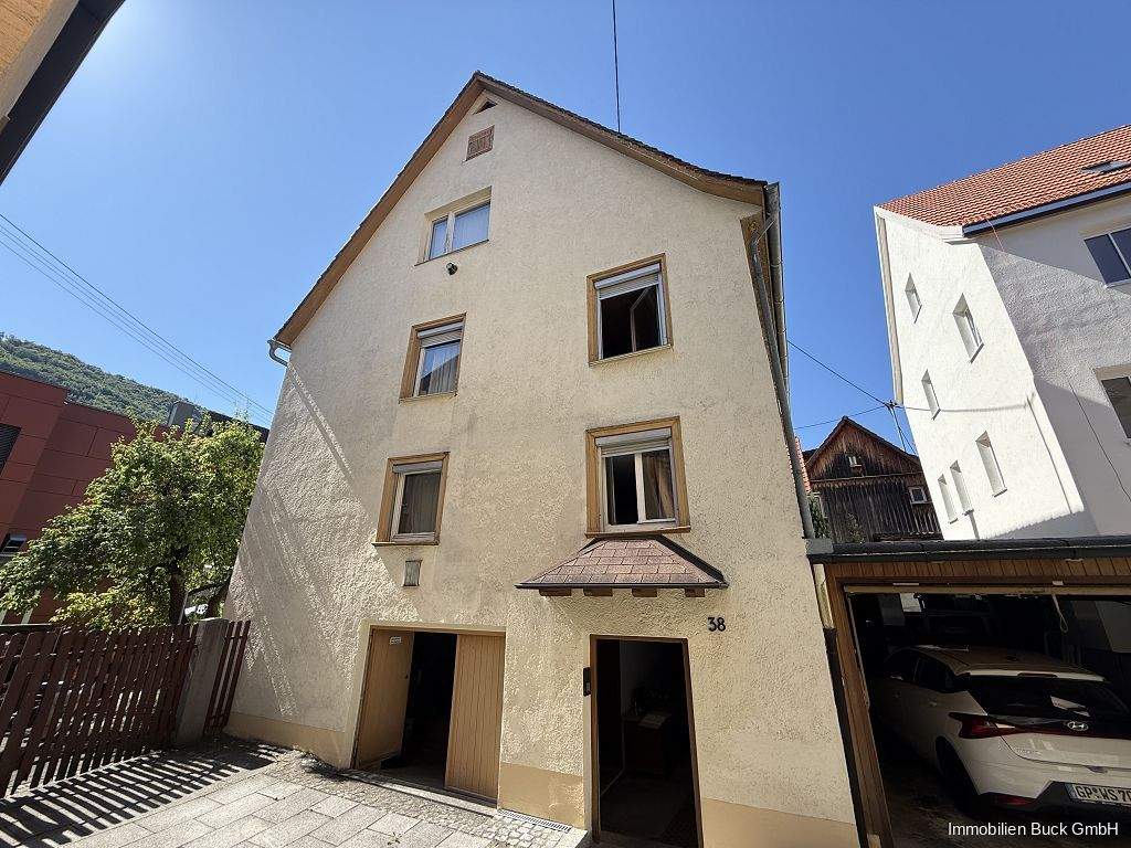 Thumbnail-Am Rande der Stadtmauer gelegenes Einfamilienhaus zum Kauf gesucht!?