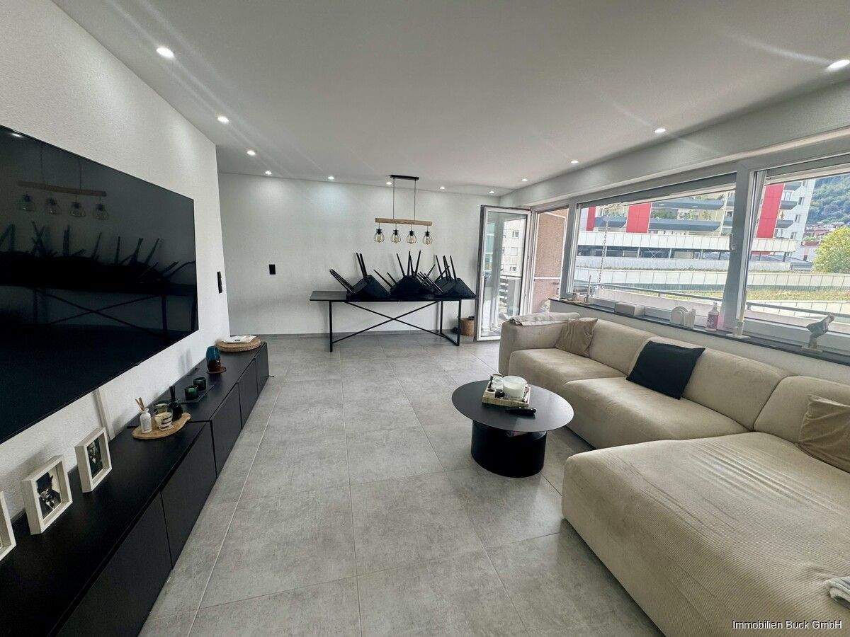 Thumbnail-Moderne, kernsanierte Stadtwohnung mit Balkon in zentraler Wohnlage