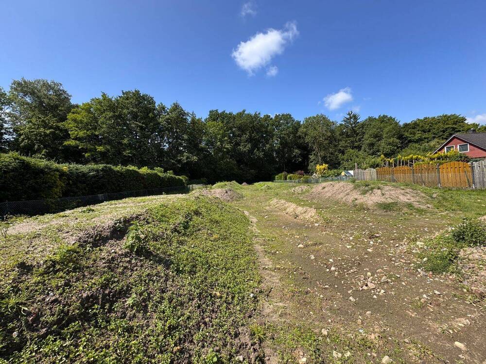 Thumbnail-großes Baugrundstück mit 1.600 m² in Prisdorf