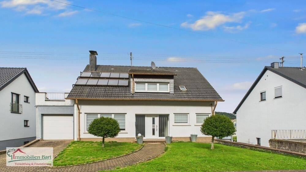 Thumbnail-REHLINGEN: WOHNHAUS 267 M² WOHNFLÄCHE GR. GARTEN GARAGE CARPORT WEITBLICK!