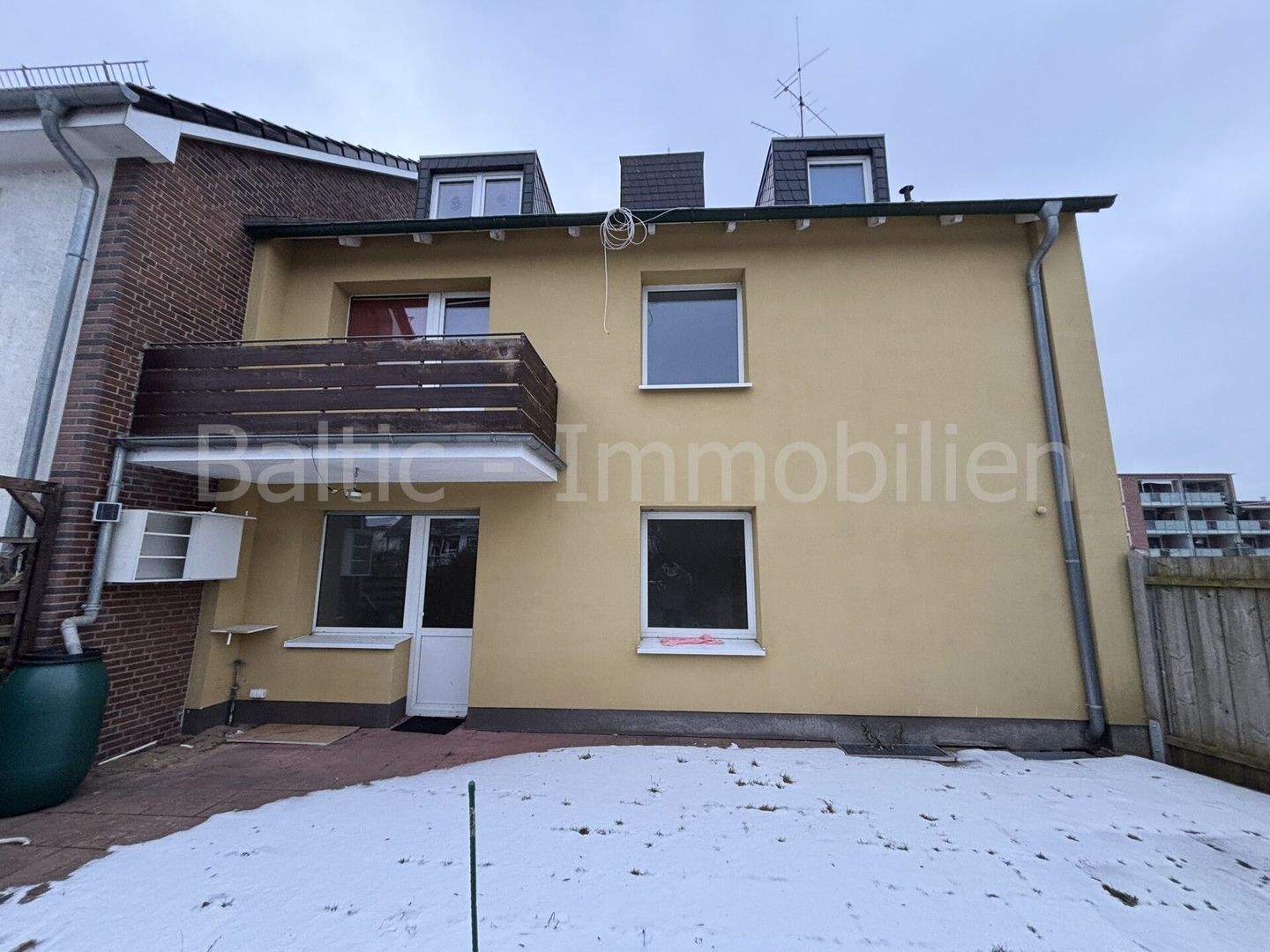 Thumbnail-große Doppelhaushälfte mit Vollkeller