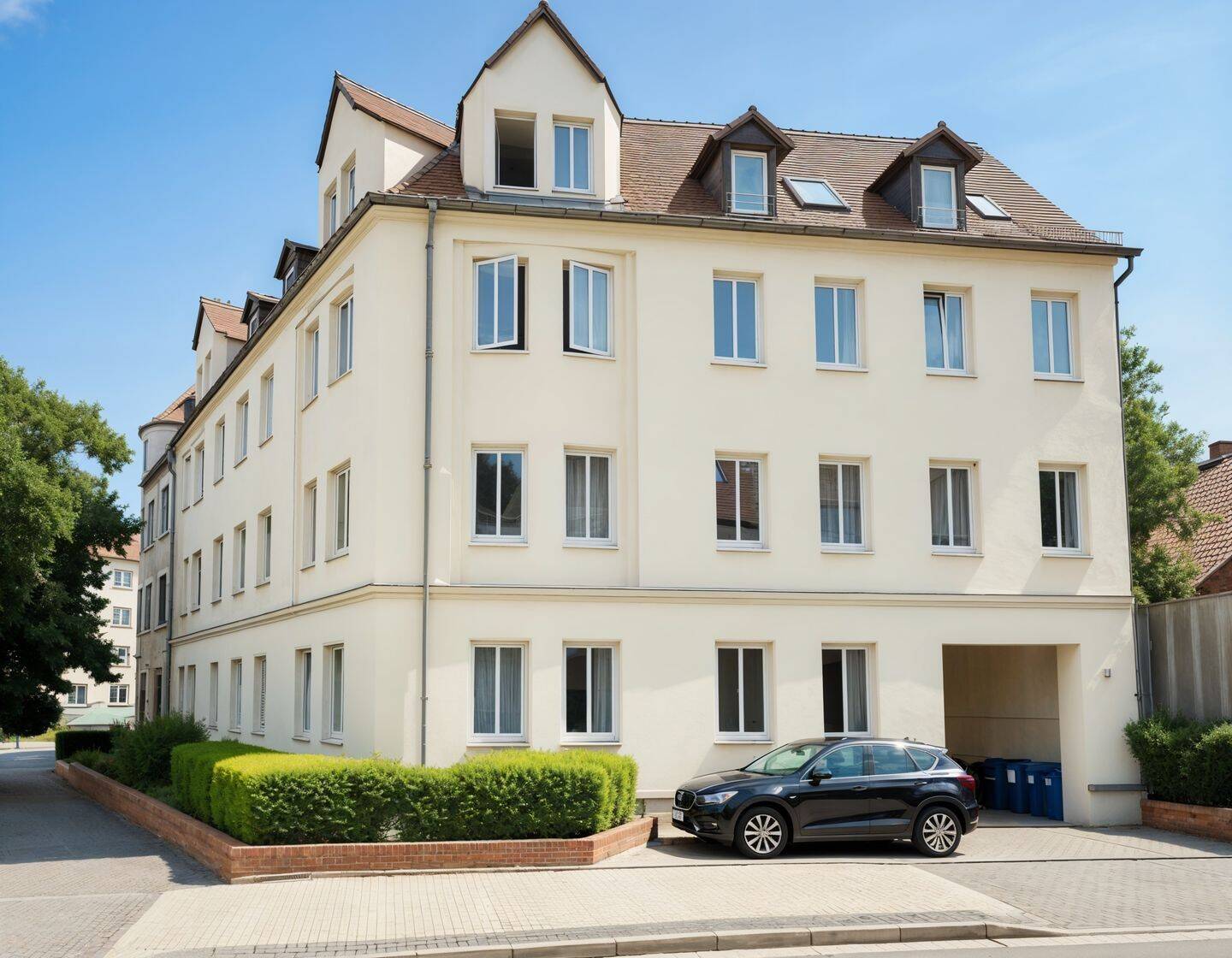 Thumbnail-Voll Vermietetes Mehrfamilienhaus mit 10 Wohnungen - 2016 komplett saniert