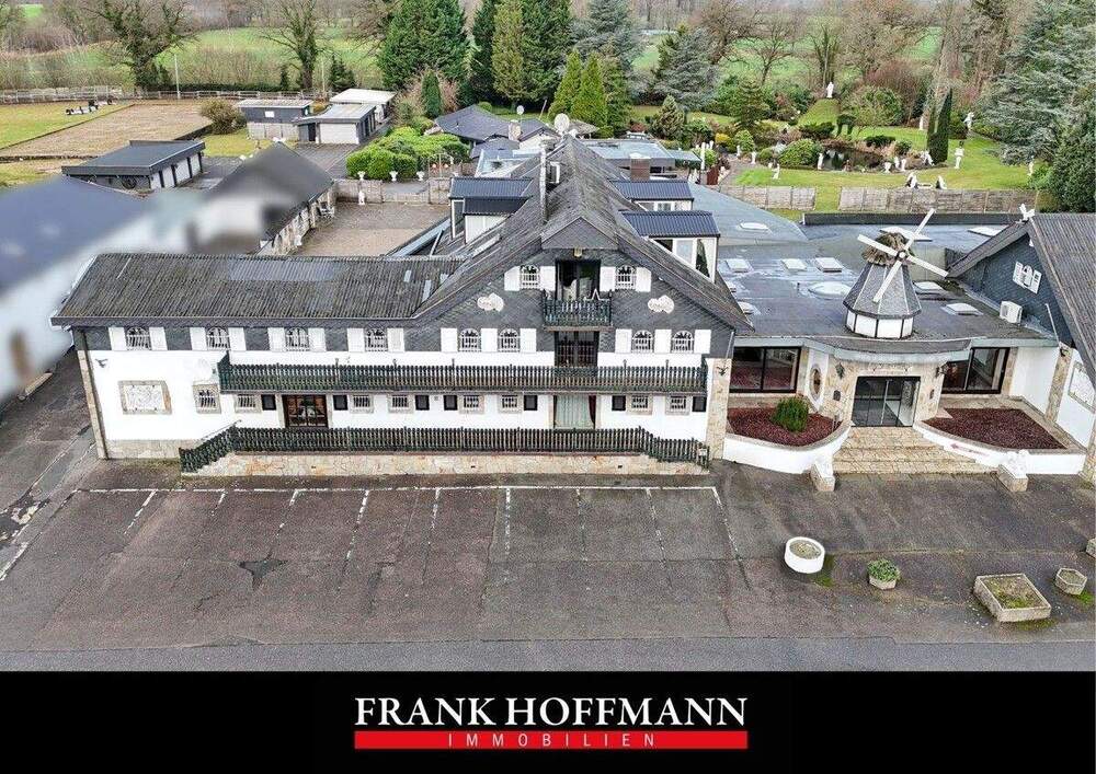 Thumbnail-Traumhaftes Anwesen mit Pferdestallungen, Gewebeflächen und 2 Wohneinheiten in Sievershütten