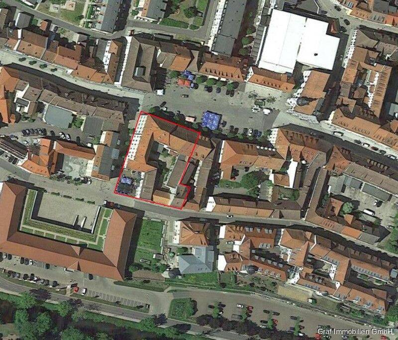 Thumbnail-Direkt am Marktplatz 366 EUR m² Grundstück 2.076 m² Nutzfläche ca. 3.048 m² VB Alleinauftrag