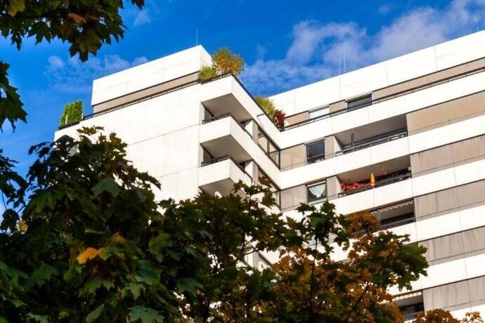 Thumbnail-Nürnberg Norikus am Wöhrder See: 4,5-Zi-Whg, Loggia, TG-Stellpl.; sofort frei