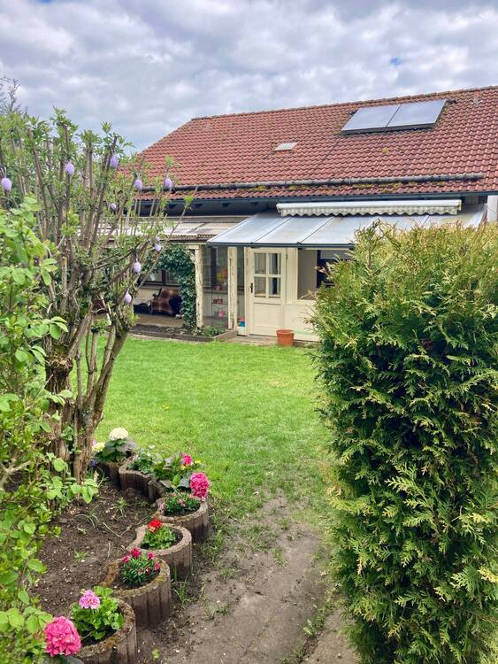 Thumbnail-Schönes Einfamilienhaus in idyllischer Umgebung