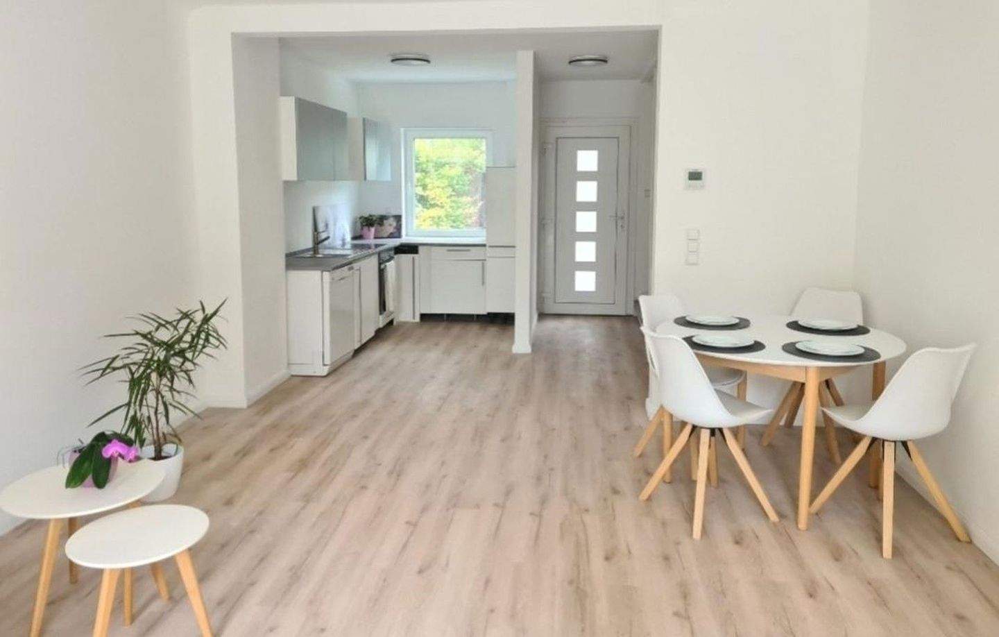 Thumbnail-Sonniges modernes Traumhaus im Grünen