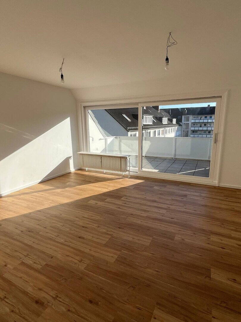 Thumbnail-Frisch saniert: 4 Zimmer, Südbalkon & Garage in Toplage Schwachhausen - provisionsfrei