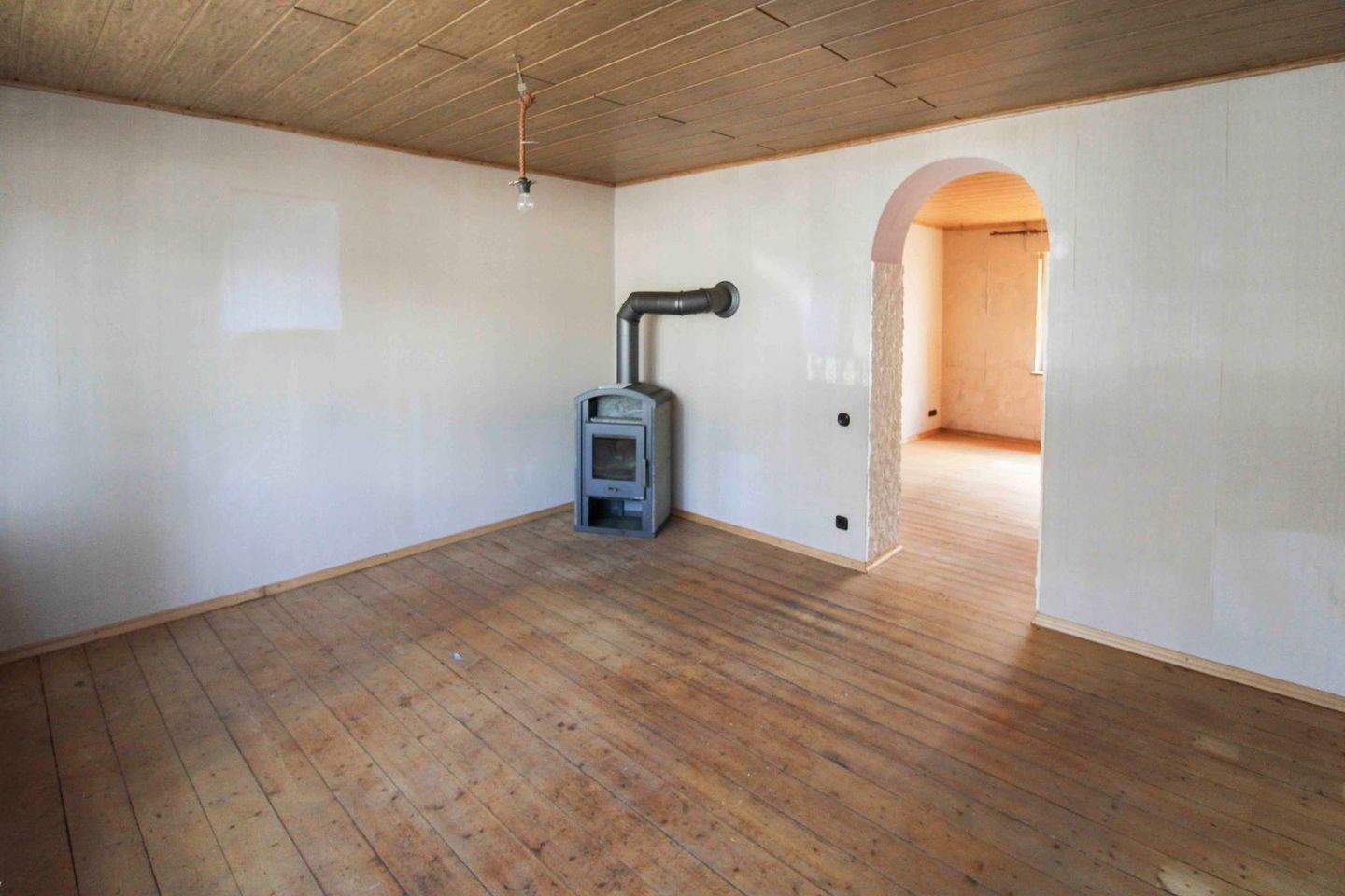 Thumbnail-Für Macher: Reihenmittelhaus in urbaner Lage - Sanierungsobjekt mit Potenzial