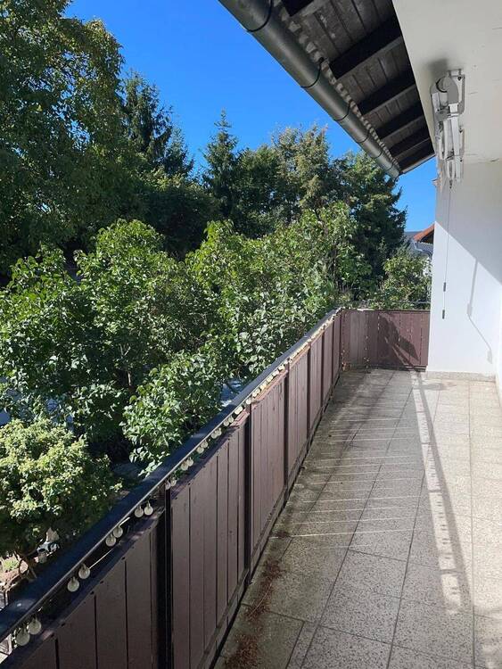 Thumbnail-Helle großzügig geschnittene 6-Zimmer-Wohnung über 2 Etagen mit Balkon und Gartenanteil