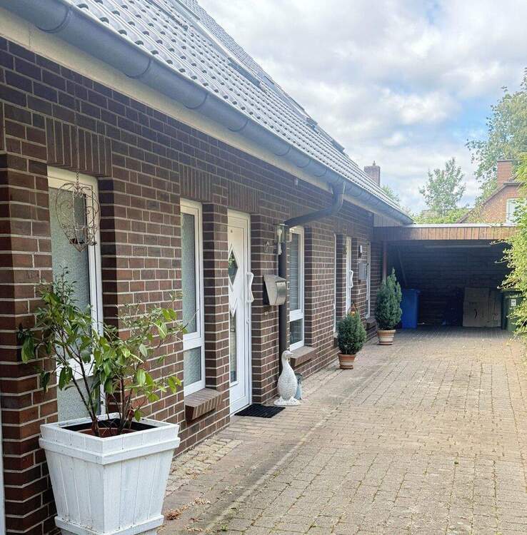 Thumbnail-Bümmerstede erleben: Komfortables 4-Zimmer-Reihenmittelhaus für Ihre Familie