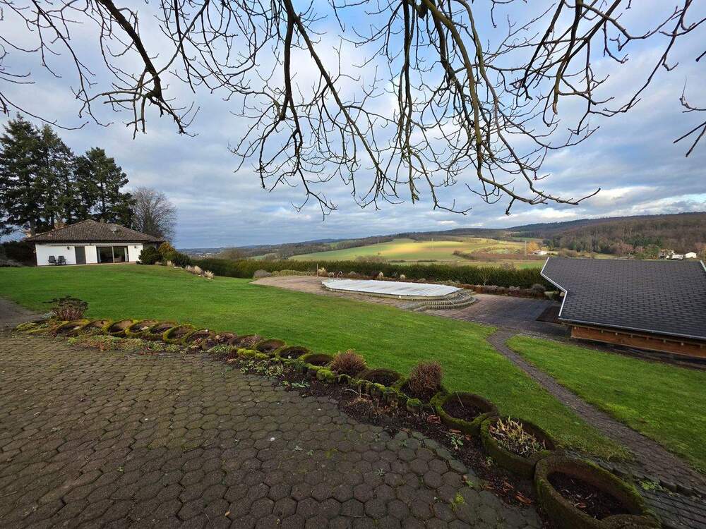 Thumbnail-Ein perfekter Rückzugsort mit Privatsphäre und exklusivem Weitblick in den Taunus