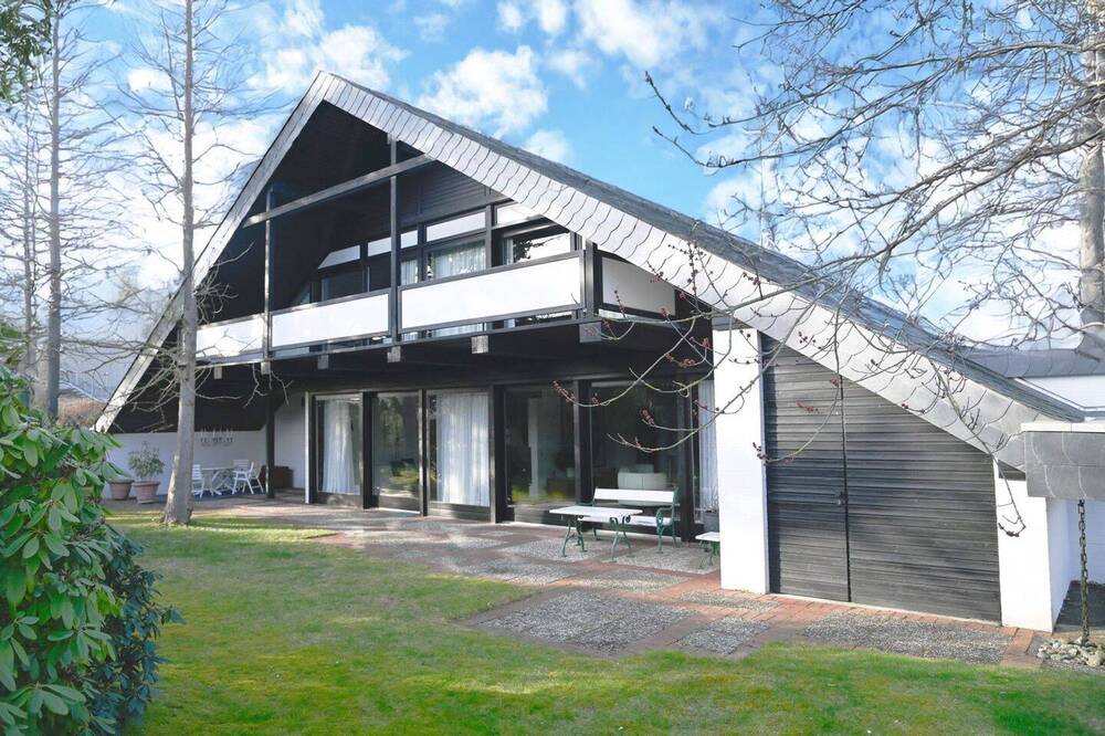 Thumbnail-Massiv gebaut, modern saniert - Ihr Wohn- und Geschäftshaus in Weddel