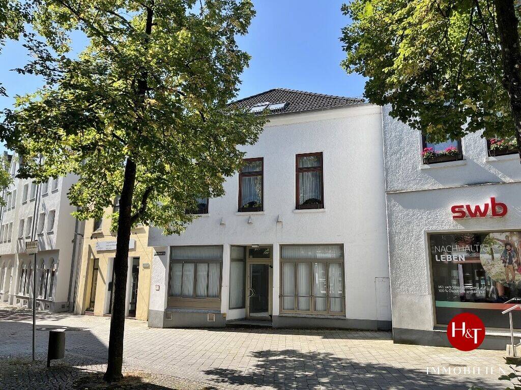 Haus mit Wohneinheit und Gewerbe zu verkaufen in Bremen Vegesack – H & T Immobilien 