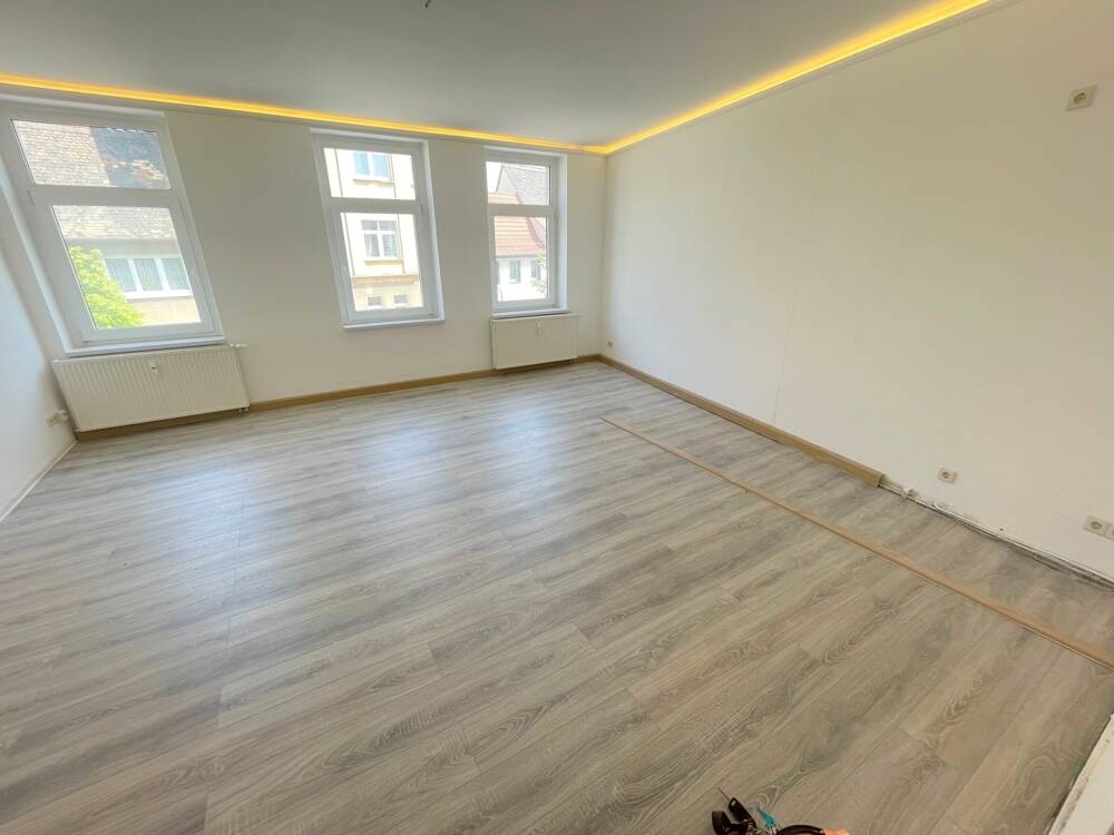 AnKaSa Immobilien GmbH_Makler_4 Zi. Whg_1.OG