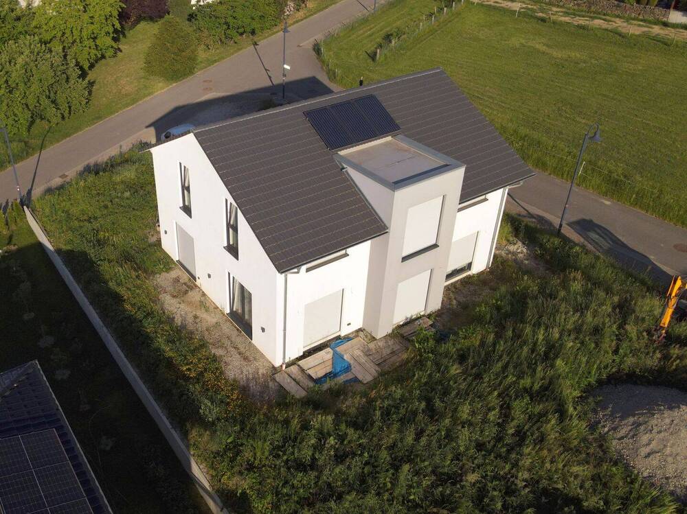 Thumbnail-Stilvolles Design trifft auf kreative Freiheit - Modernes Familienhaus!