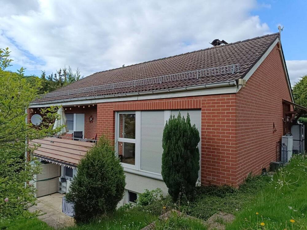 Thumbnail-Einfamilienhaus mit Einliegerwohnung in Niestetal zu verkaufen!