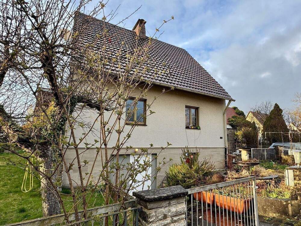 Thumbnail-Charmantes Zweifamilienhaus in ruhiger Lage von Würzburg-Rottenbauer