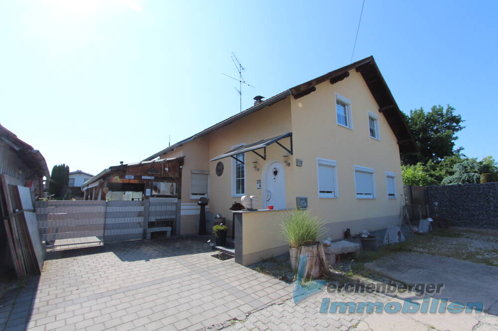 Thumbnail-*** Einfamilienhaus im Zentrum von Wallersdorf ***