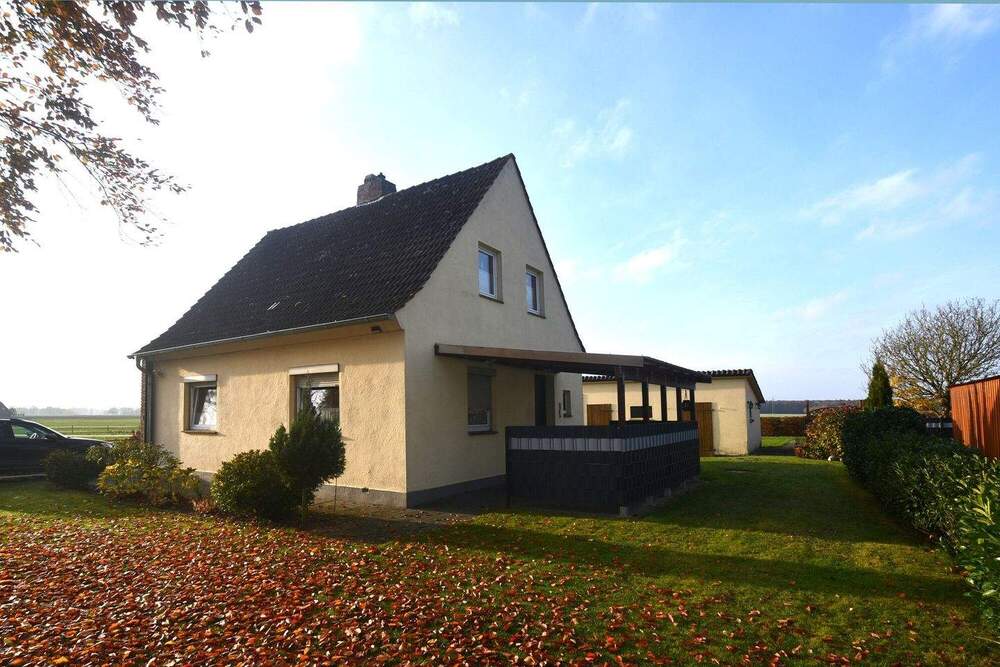 Thumbnail-Gemütliches Einfamilienhaus mit großem Potential