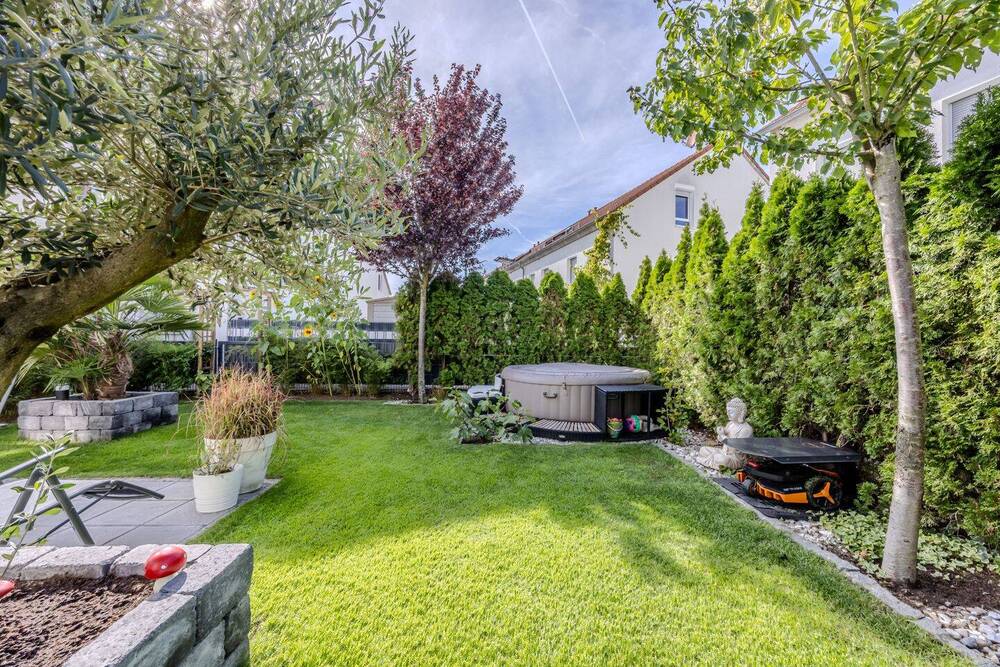 Thumbnail-Modernes Zuhause in Bestform - neuwertig, energieeffizient (A) und mit schönem Garten!