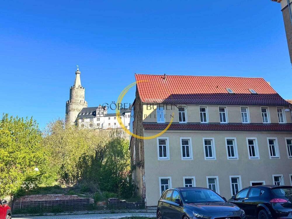 Thumbnail-Entwicklungsobjekt für 331 EURqm - Gebäudeensemble mit 10 Wohneinheiten am Fuße der Osterburg