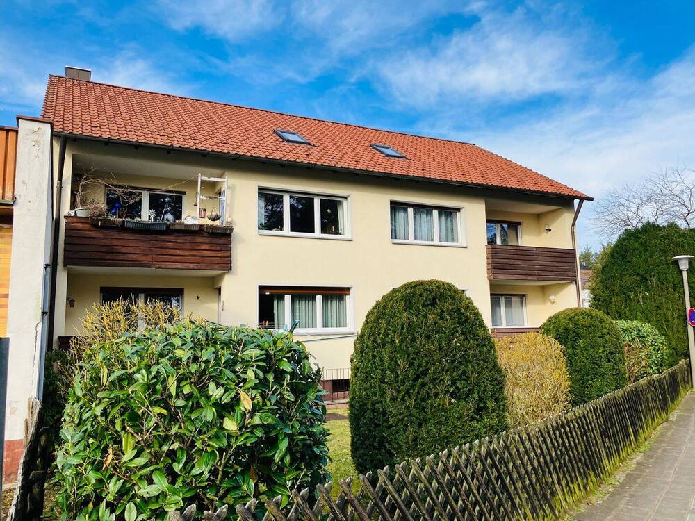 Thumbnail-Viel Platz für Familie und Gemeinschaft - Attraktives 5 Familienhaus in Schwaig